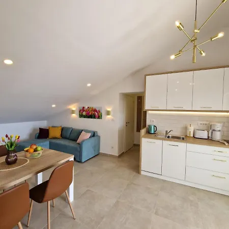 Haus Mit Meerblick Lopar Exterior photo