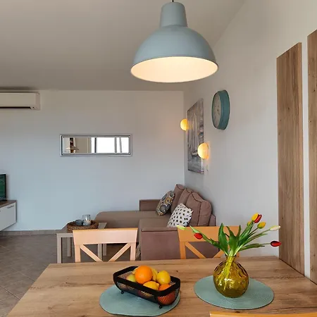 Haus Mit Meerblick Lopar Exterior photo